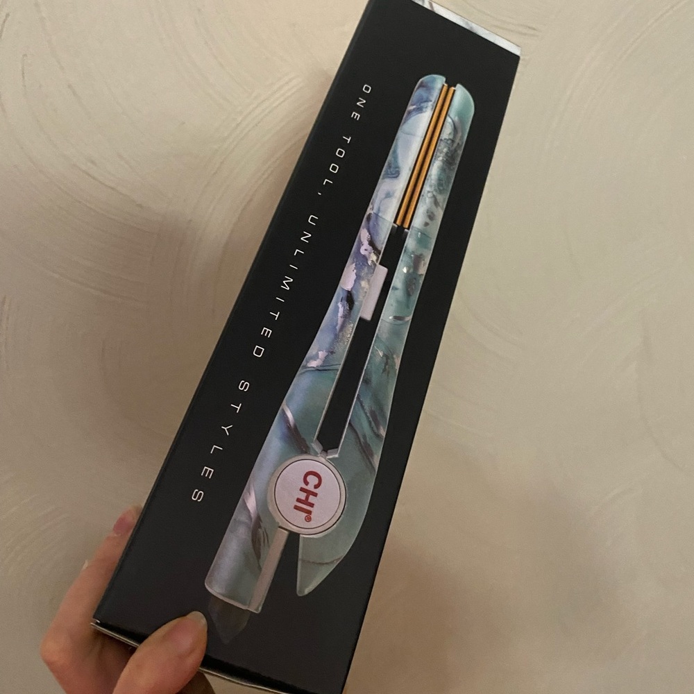 Chi special edition 1 inch styled true gem new in box